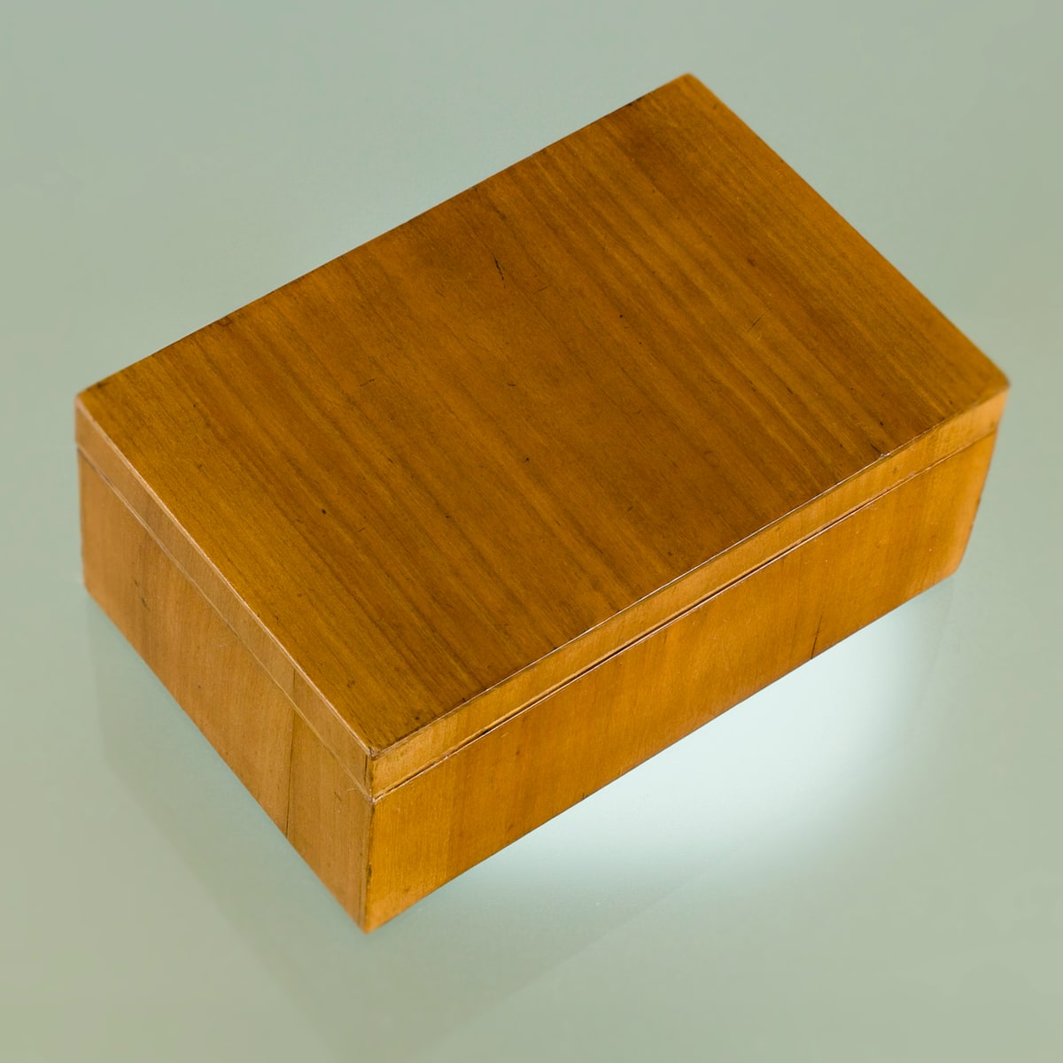 Biedermeier-Holzkästchen, Kirsche furniert, Deutschland um 1825 – Bild 2