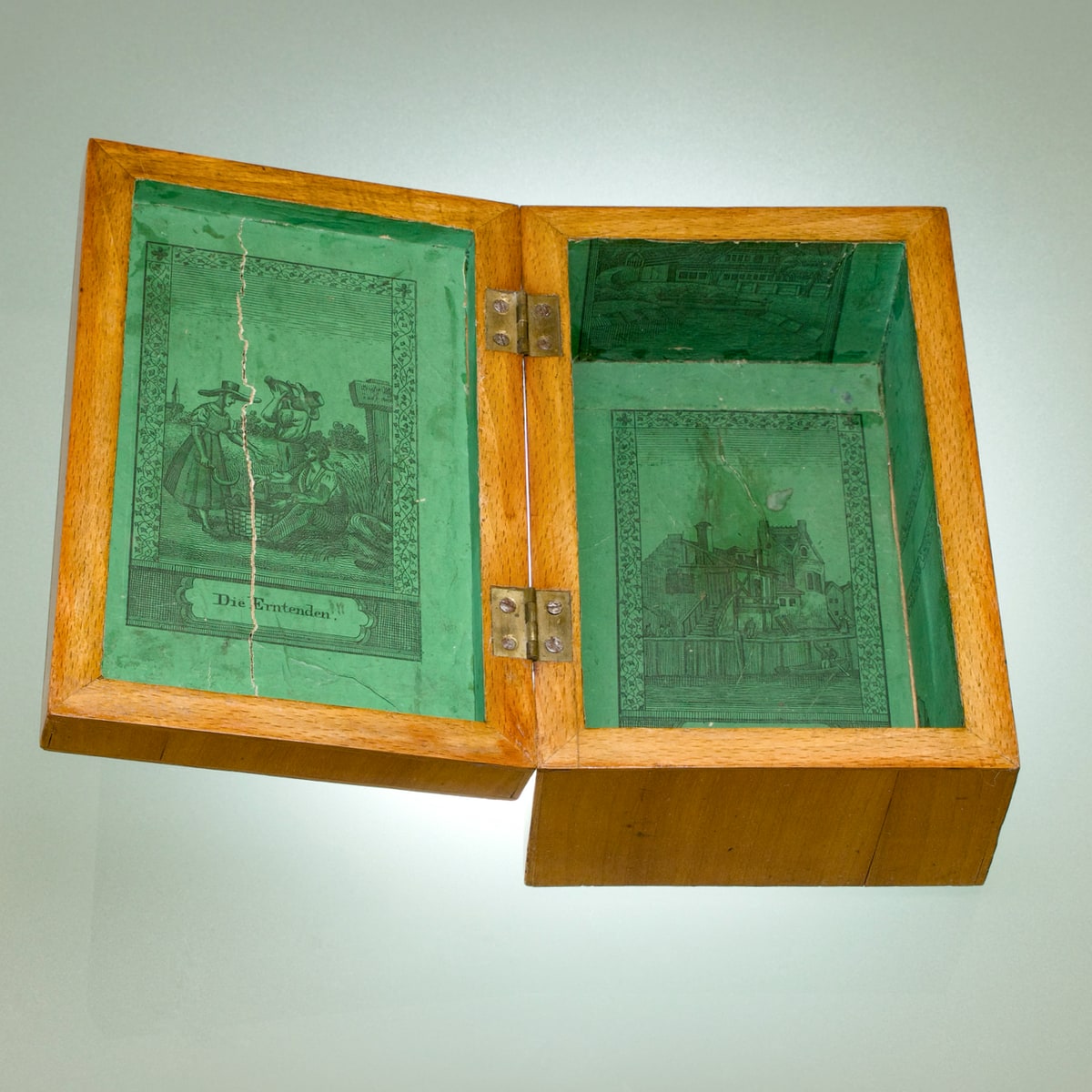 Biedermeier-Holzkästchen, Kirsche furniert, Deutschland um 1825 – Bild 3