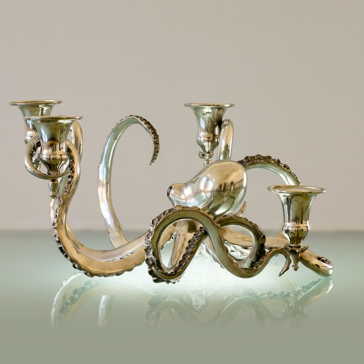 „Octopus“-Leuchter, Zinn, USA, 2015/2020