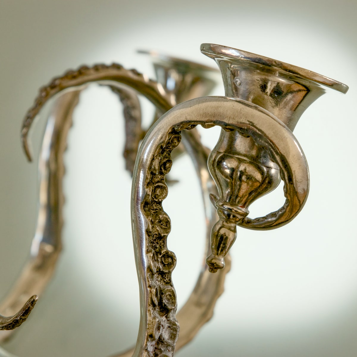 „Octopus“-Leuchter, Zinn, USA, 2015/2020 – Bild 4